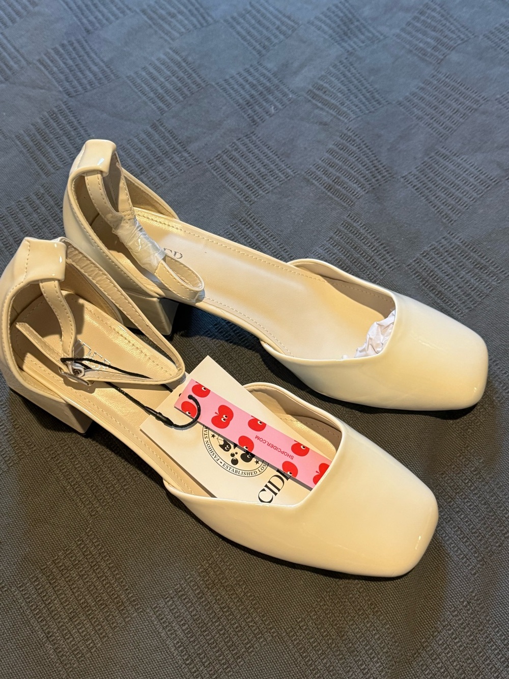 CIDER FAUX PATENT LEATHER MARY JANE PUMPS